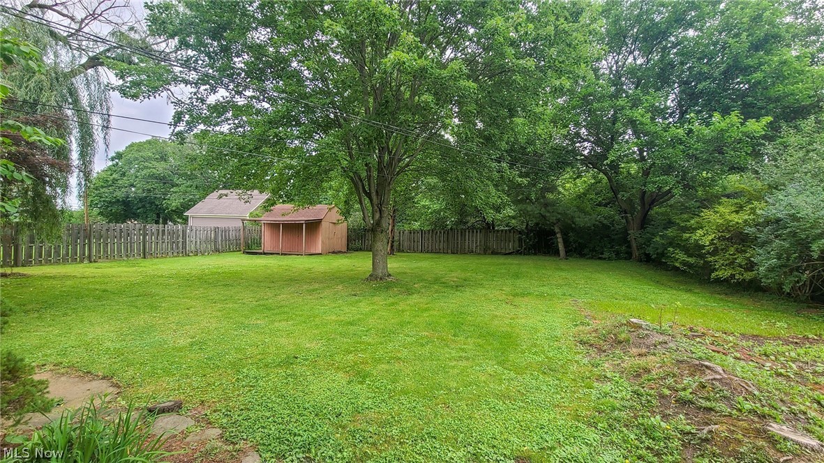 12921 Atlantic Road Strongsville, OH 44149 - Photo 17 of 23 Gallery Image 17