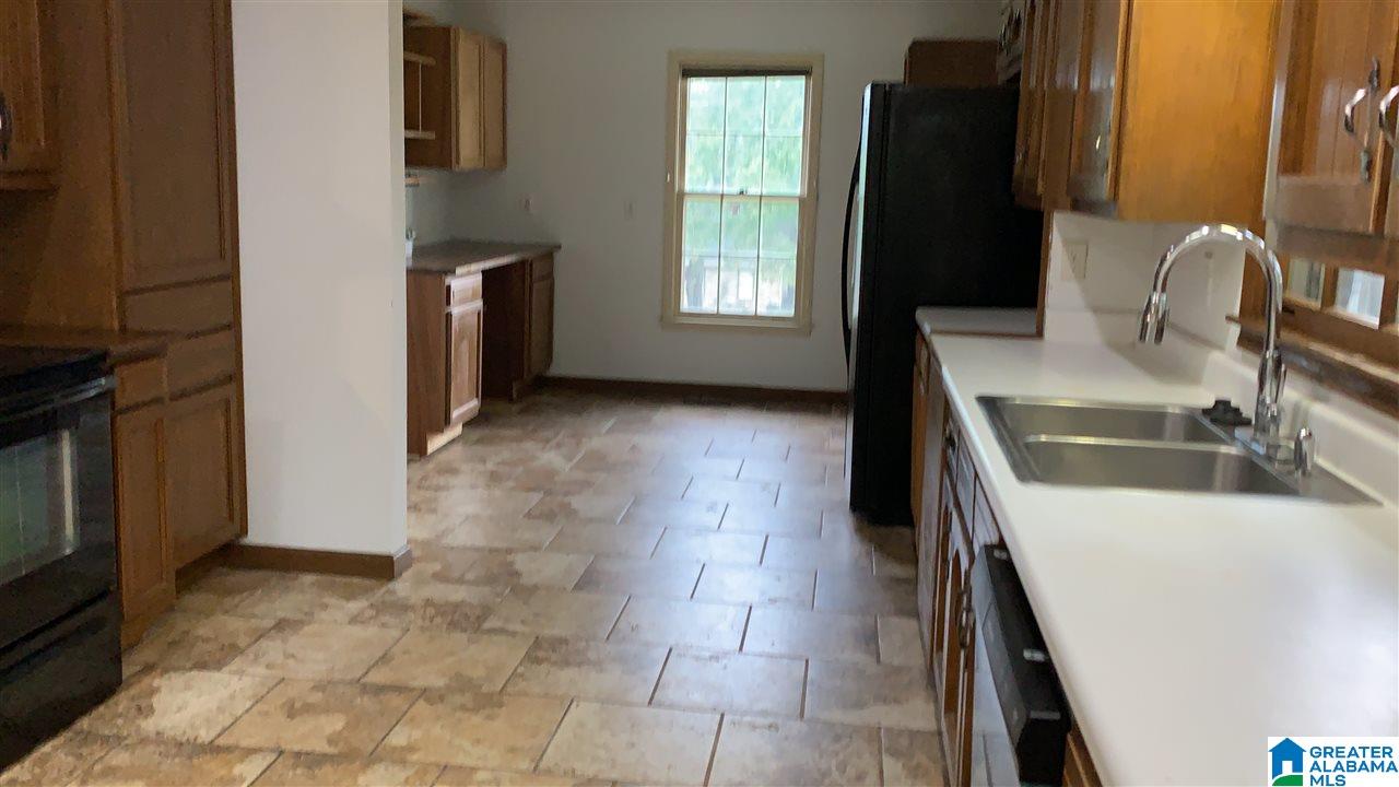 634 Crosscreek Trail Pelham, AL 35124 - Photo 5 of 5