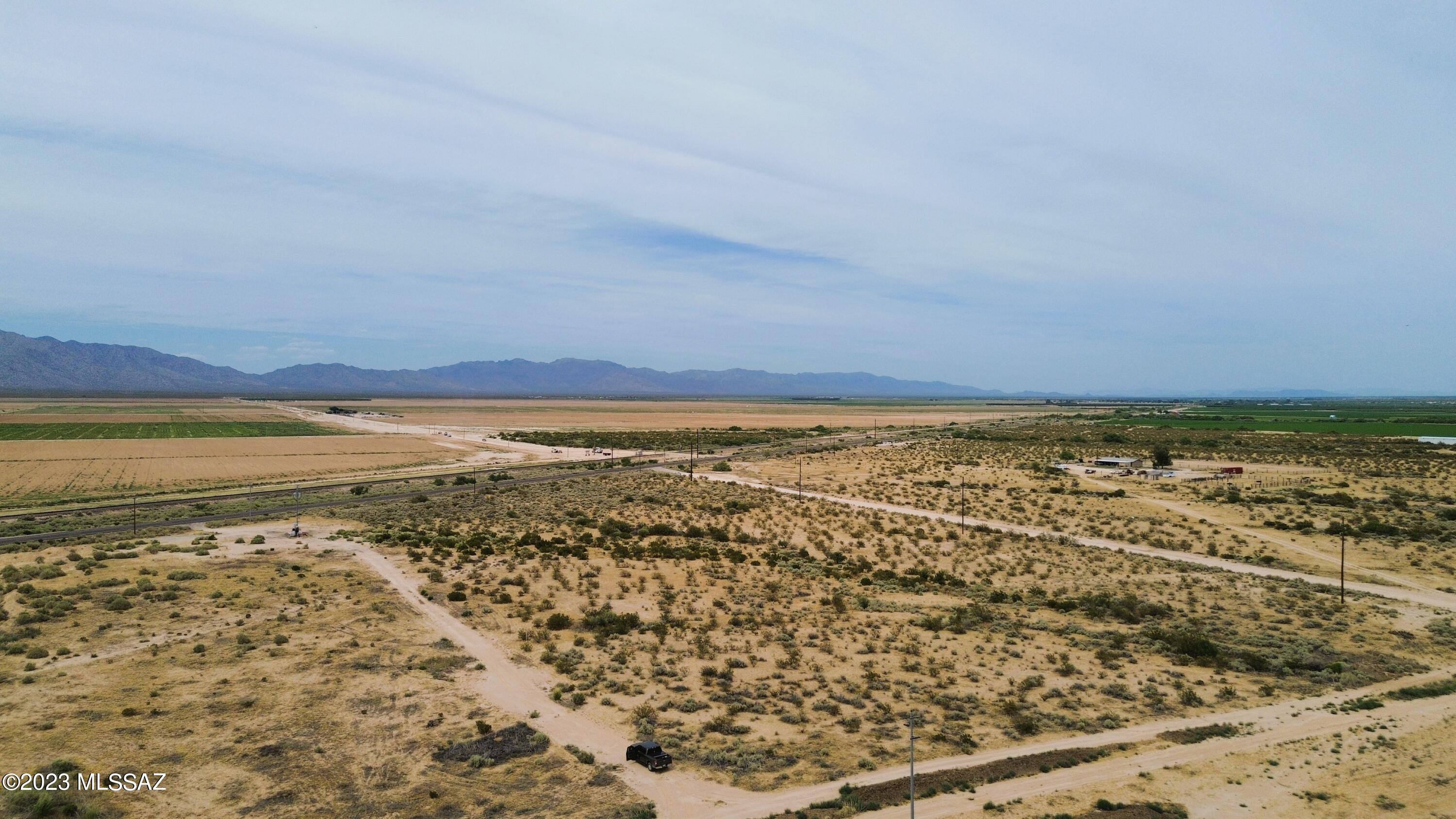 60/70 & Carters Road Salome, AZ 85348 - Photo 6 of 9 a view of an ocean