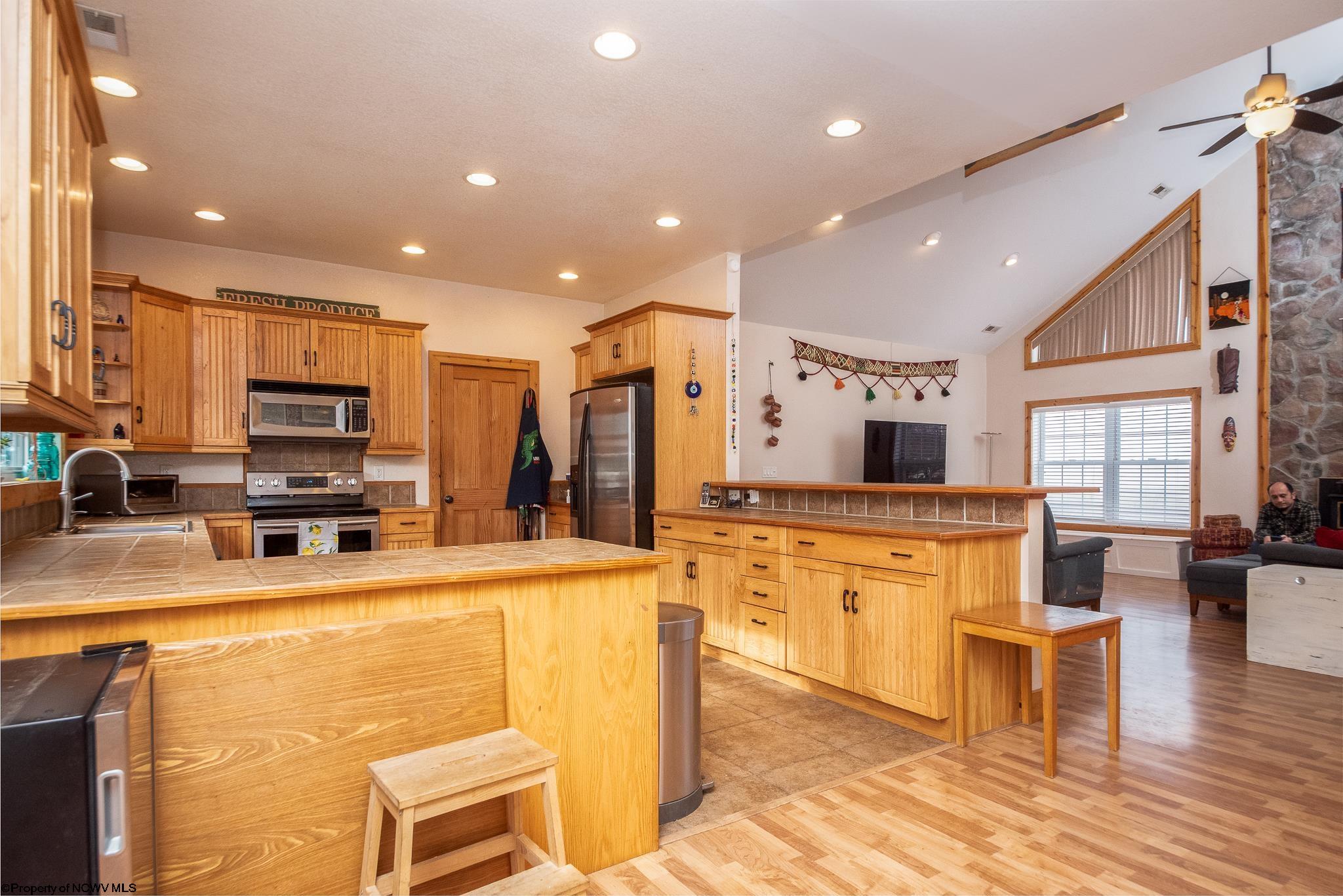 981 Indian Rock Road Reedsville, WV 26547 - Photo 18 of 50 Gallery Image 18