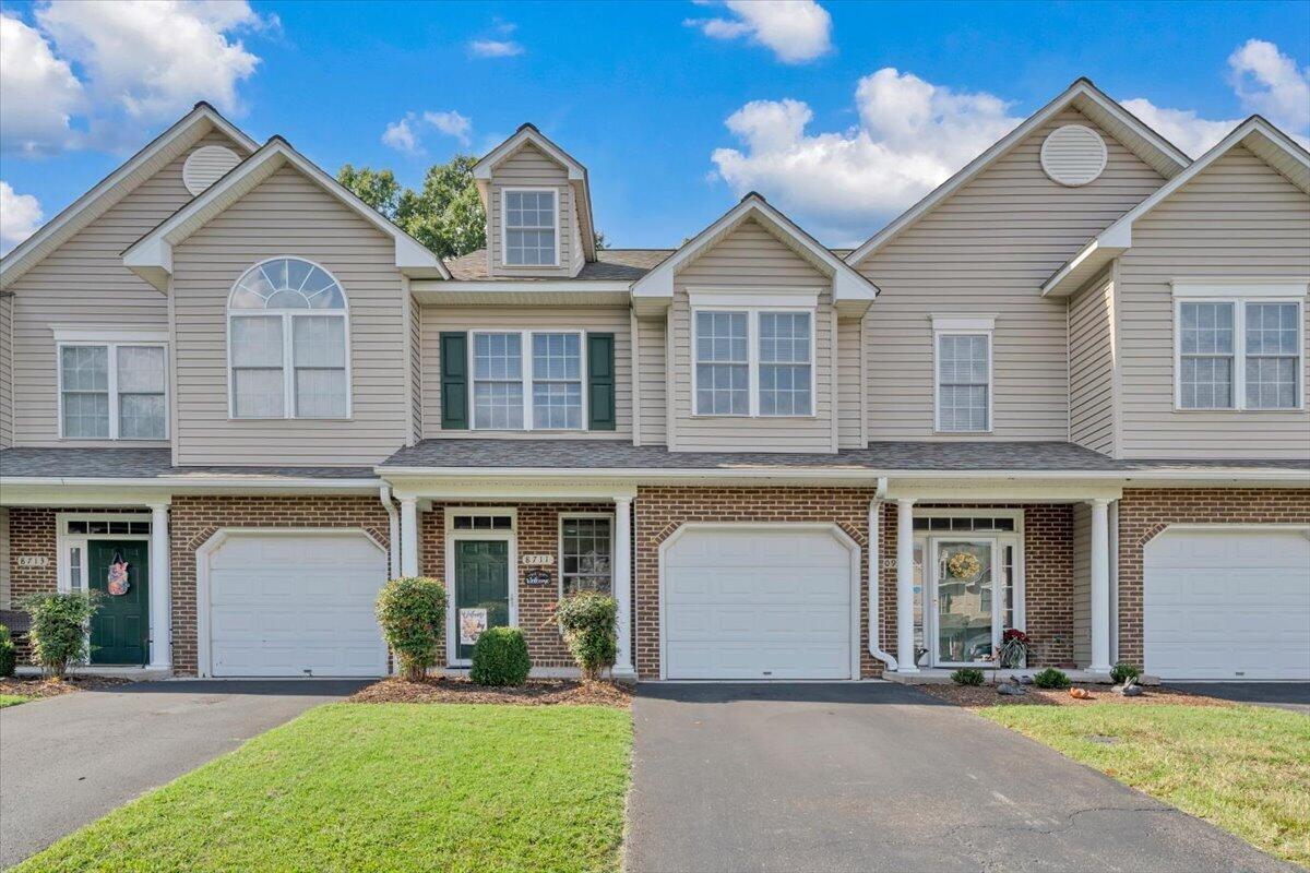 8711 Little Hoop Road Roanoke, VA 24019 - Photo 1 of 33 01-MIB02373-R5