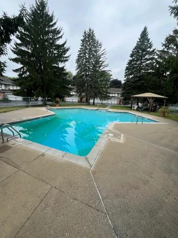 $2,250 | N17-w5348 Garfield Street, Cedarburg, WI 53012