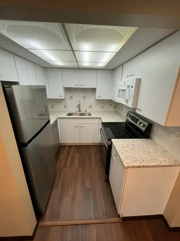 $2,250 | N17-w5348 Garfield Street, Cedarburg, WI 53012