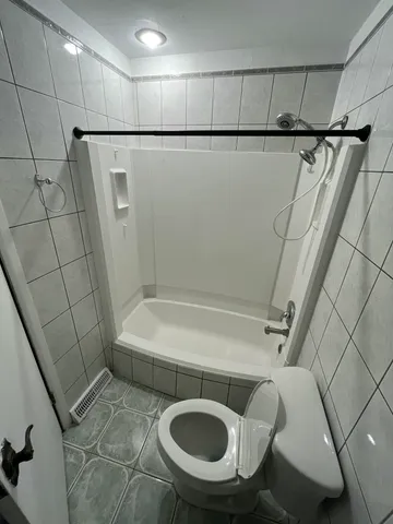 $2,250 | N17-w5348 Garfield Street, Cedarburg, WI 53012