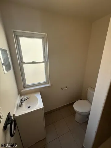 $1,125 | 77 Lafayette Avenue, Unit 4, Passaic, NJ 07055