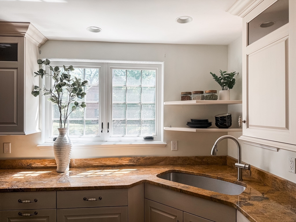 479 Chestnut Street Newton, MA 02468 - Photo 14 of 30