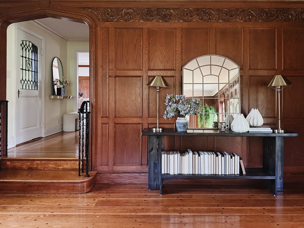 479 Chestnut Street Newton, MA 02468 - Photo 6 of 30