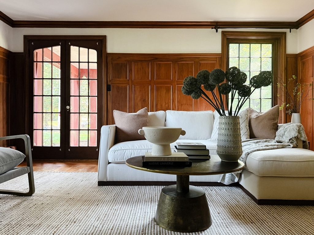 479 Chestnut Street Newton, MA 02468 - Photo 9 of 30