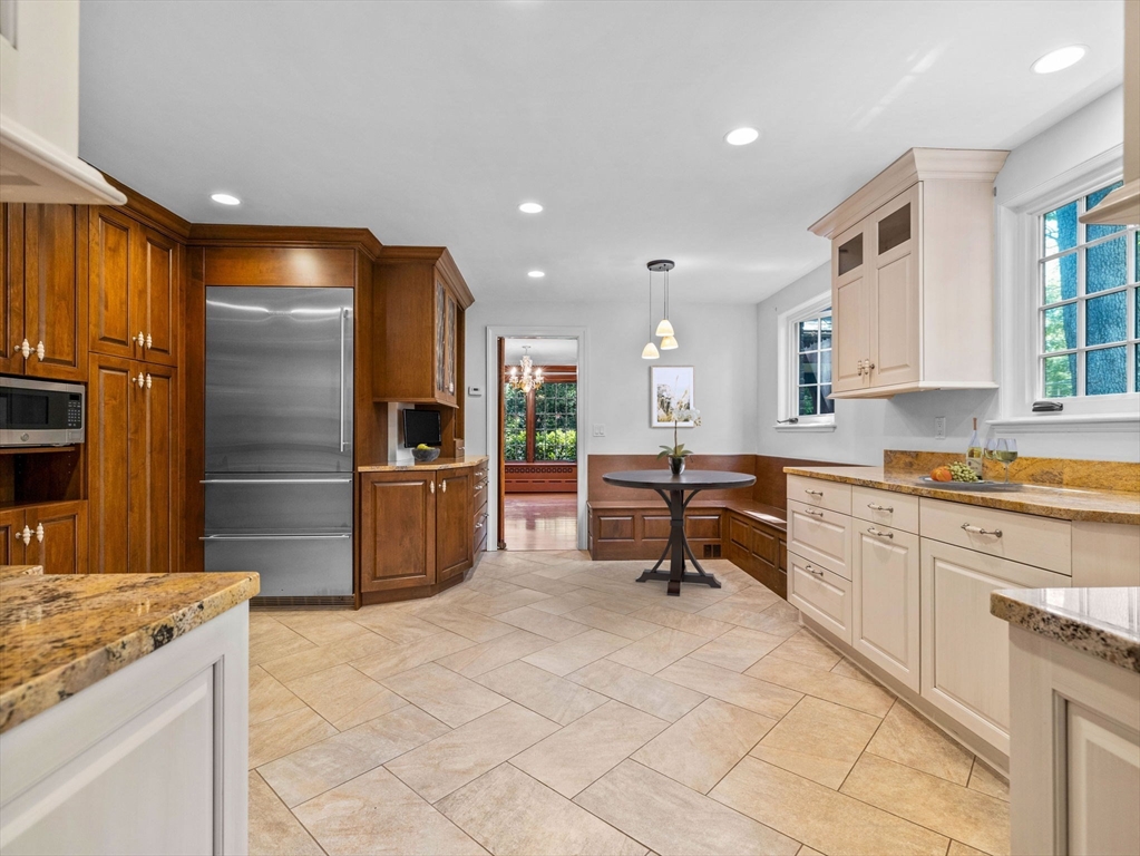 479 Chestnut Street Newton, MA 02468 - Photo 10 of 30