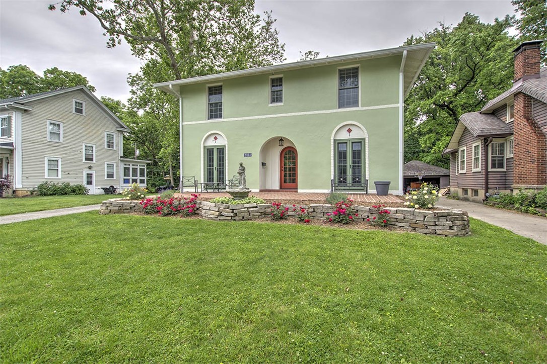2064 West William Street Decatur, IL 62522 - Photo 3 of 27