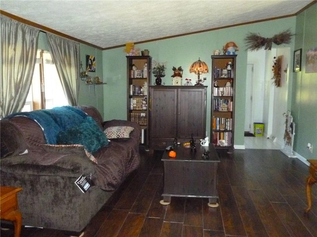 3924 Ridge Road Aliquippa, PA 15001 - Photo 11 of 22 Gallery Image 11