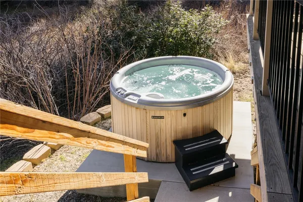 $735,000 | 859 Strawberry Peak Road, Twin Peaks, CA 92391