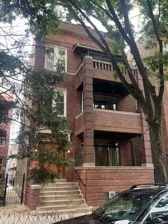 $2,500 | 820 North Leavitt Street, Unit 2, Chicago, IL 60622