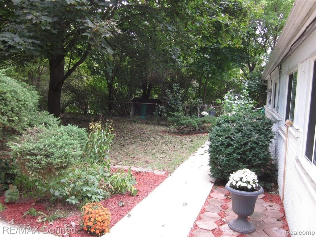 147 Old Perch Road Rochester Hills, MI 48309 - Photo 27 of 31