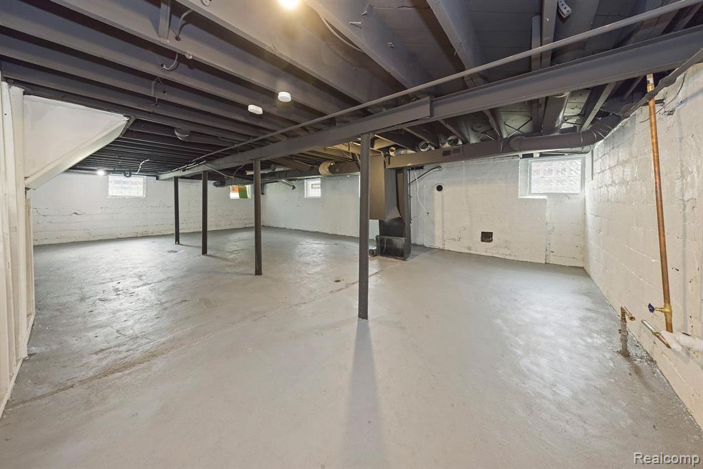 5519 Nottingham Road Detroit, MI 48224 - Photo 31 of 46