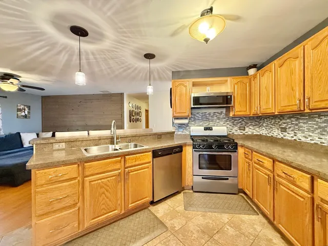 $265,000 | 223 Park Avenue, Sharon, WI 53585