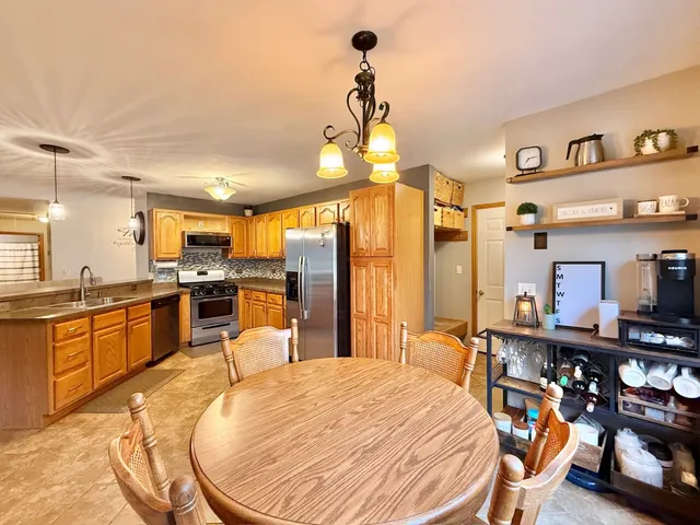 $265,000 | 223 Park Avenue, Sharon, WI 53585