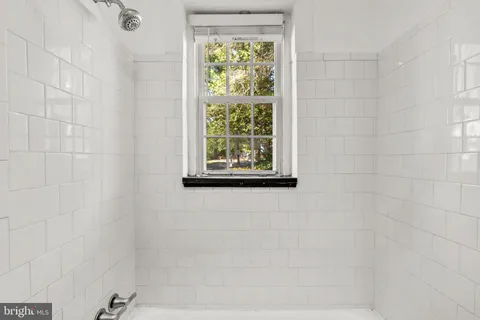 $227,500 | 4581 MacArthur Boulevard Northwest, Unit 103, Washington, DC 20007