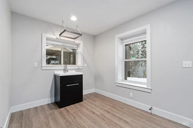 $680,000 | 9 Crick Road, Garden Valley, ID 83622