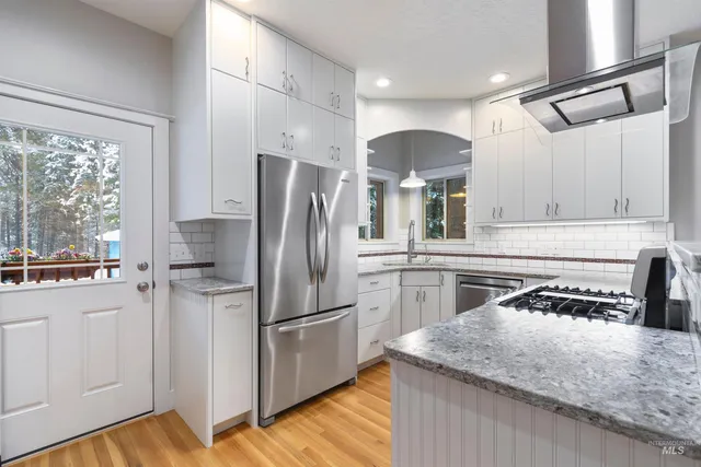 $680,000 | 9 Crick Road, Garden Valley, ID 83622