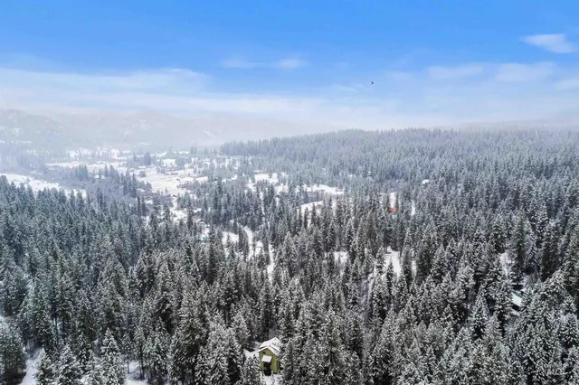 $680,000 | 9 Crick Road, Garden Valley, ID 83622