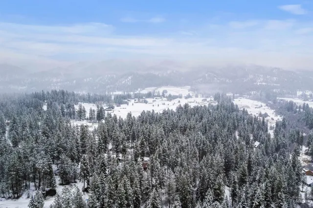 $680,000 | 9 Crick Road, Garden Valley, ID 83622