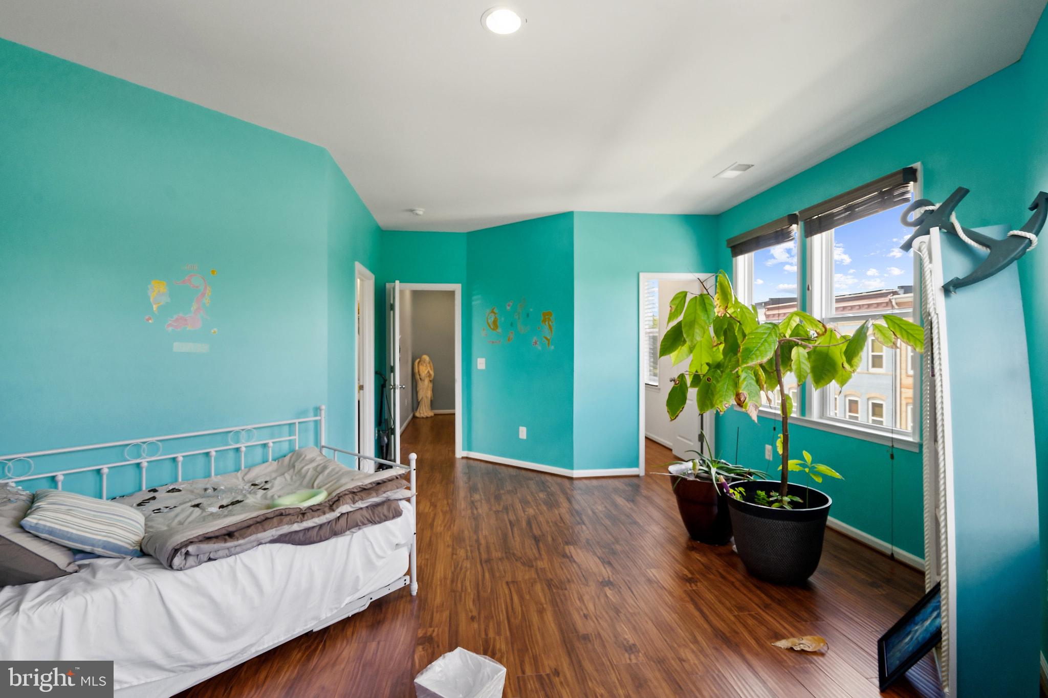 8925 Quarry Road Manassas, VA 20110 - Photo 37 of 63 Vibrant turquoise retreat with greenery.