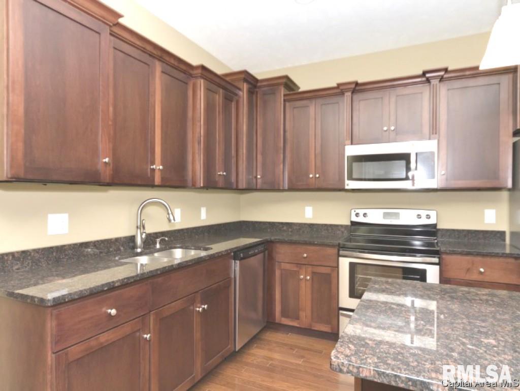 3958 Cornerstone Circle Springfield, IL 62711 - Photo 3 of 16