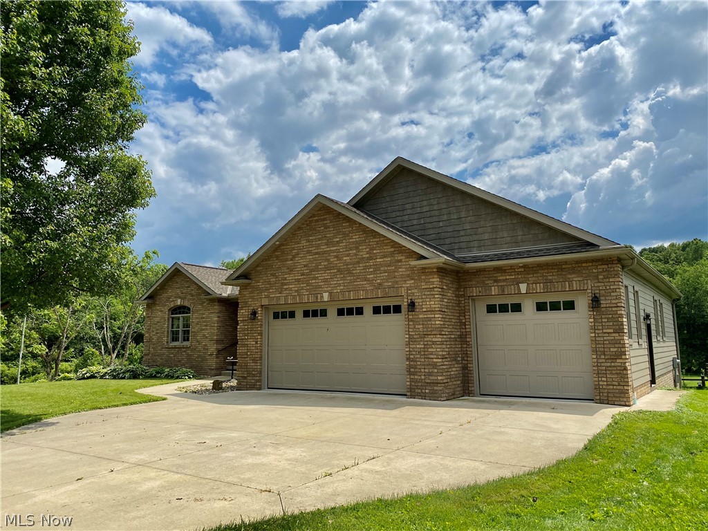 6298 Wolf Run Road Southeast Dennison, OH 44621 - Photo 23 of 28