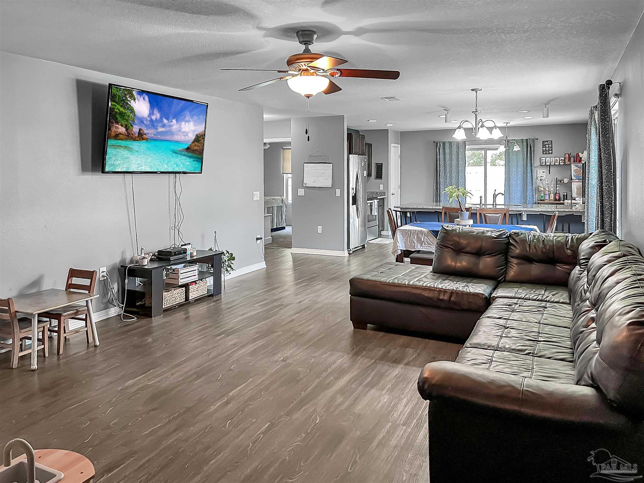 5869 Fairlands Road Milton, FL 32583 - Photo 4 of 29 Gallery Image 4