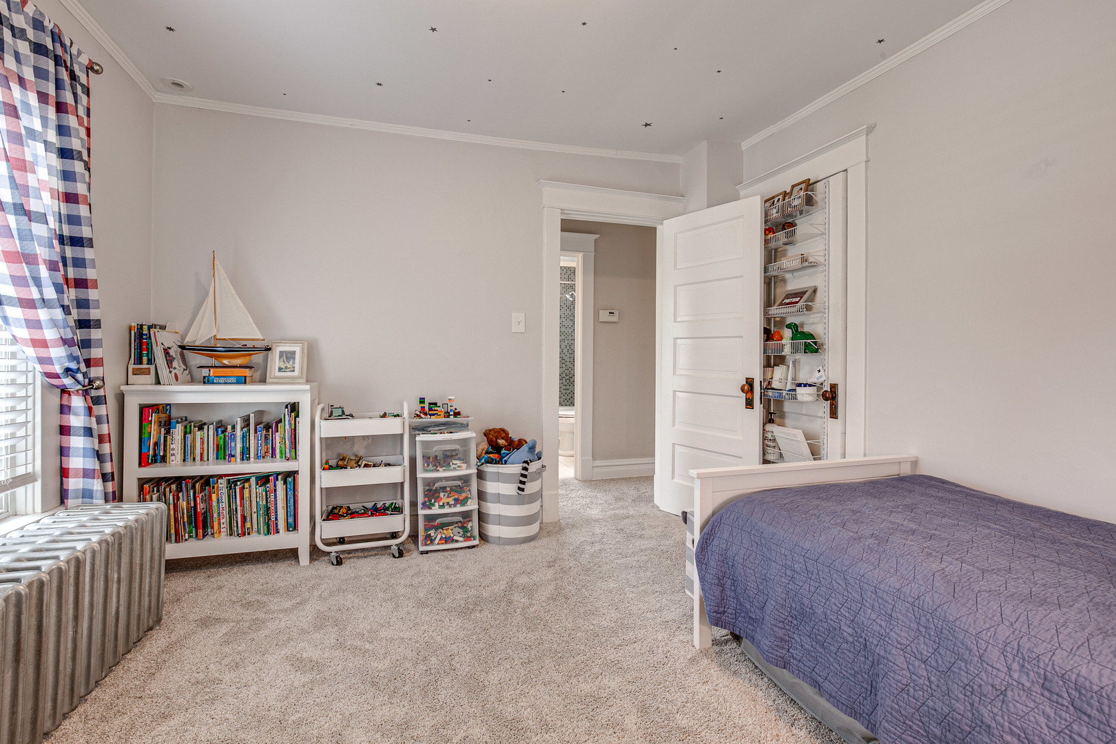 120 Atteridge Road Lake Forest, IL 60045 - Photo 17 of 26 a bedroom with furniture and a book shelf