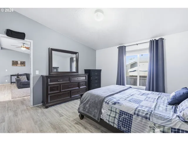 $124,999 | 13517 Southeast Pardee Drive, Portland, OR 97236