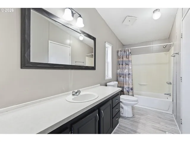 $124,999 | 13517 Southeast Pardee Drive, Portland, OR 97236