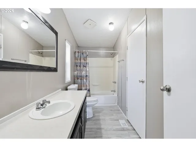 $124,999 | 13517 Southeast Pardee Drive, Portland, OR 97236