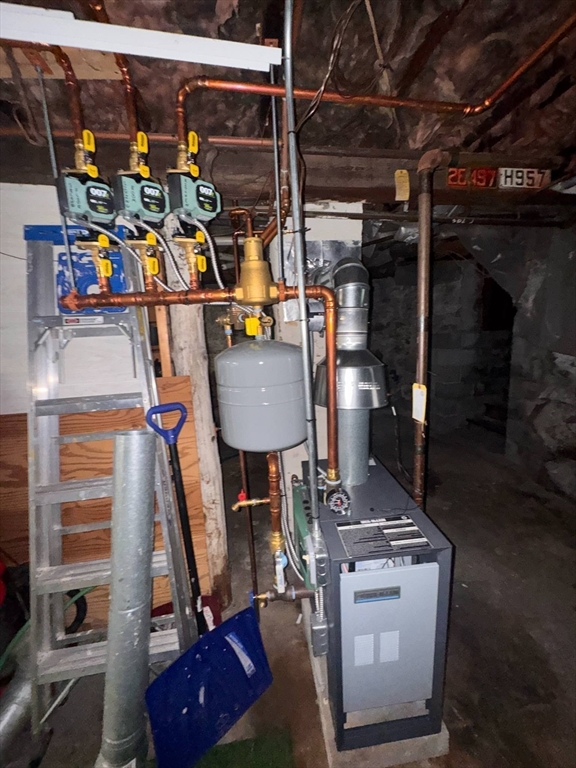 87 Exeter Street Lowell, MA 01850 - Photo 10 of 11