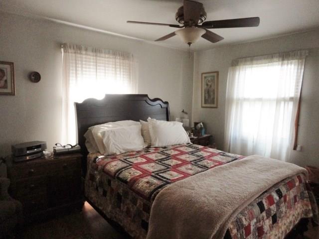 193 Cranberry Road Grove City, PA 16127 - Photo 6 of 11 Master Bedroom