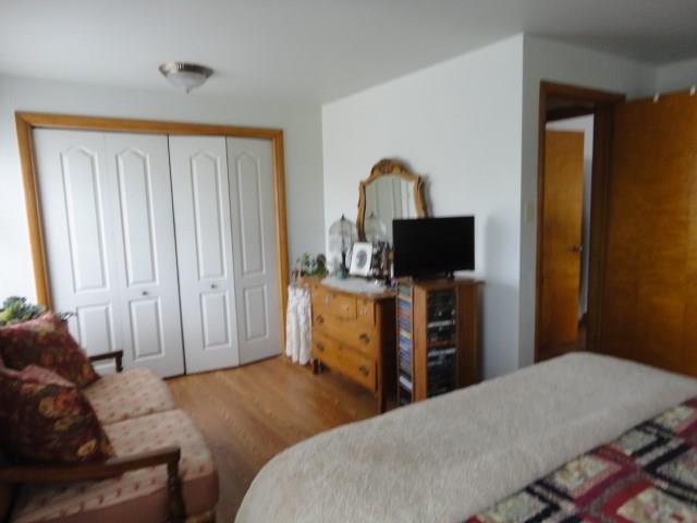 193 Cranberry Road Grove City, PA 16127 - Photo 7 of 11 closet space in Master Bedroom.
