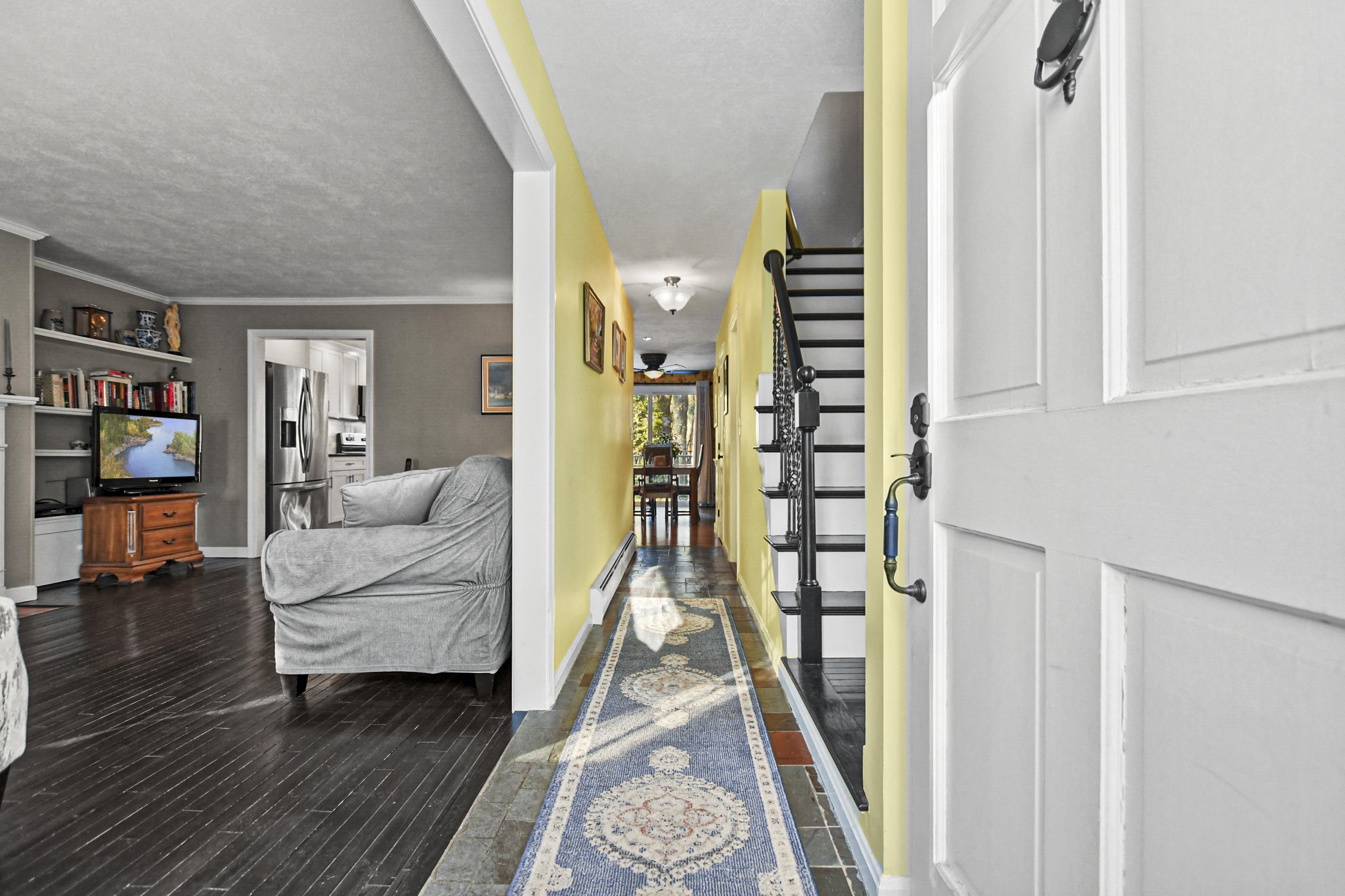 11 Boulder Brook Drive, Unit 5 Exeter, NH 03833 - Photo 2 of 34