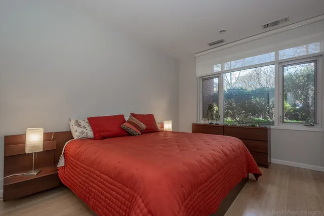 $835,000 | 6 Canal Park, Unit 105, Cambridge, MA 02141