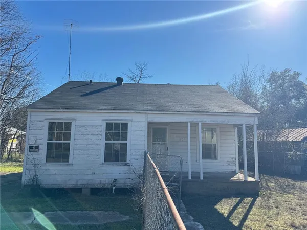a view of a house with a patio