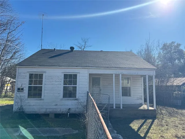 $125,000 | 1207 South Drive, Bryan, TX 77803