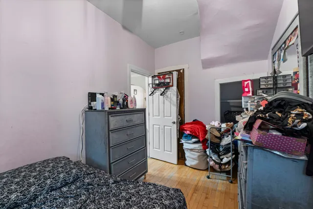 $440,000 | 4920 West Iowa Street, Chicago, IL 60651