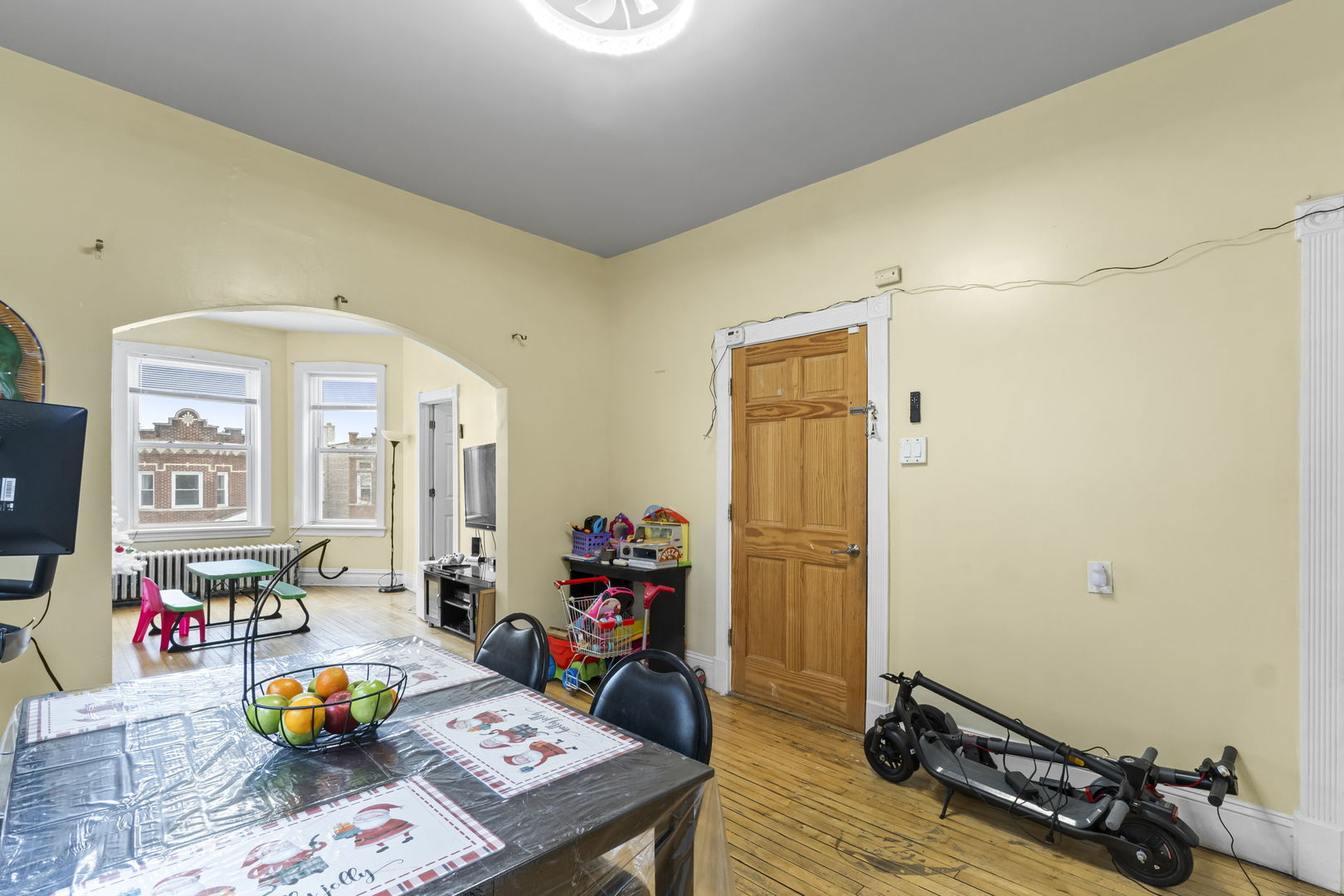 4920 West Iowa Street Chicago, IL 60651 - Photo 7 of 33 a living room with furniture and wooden floor