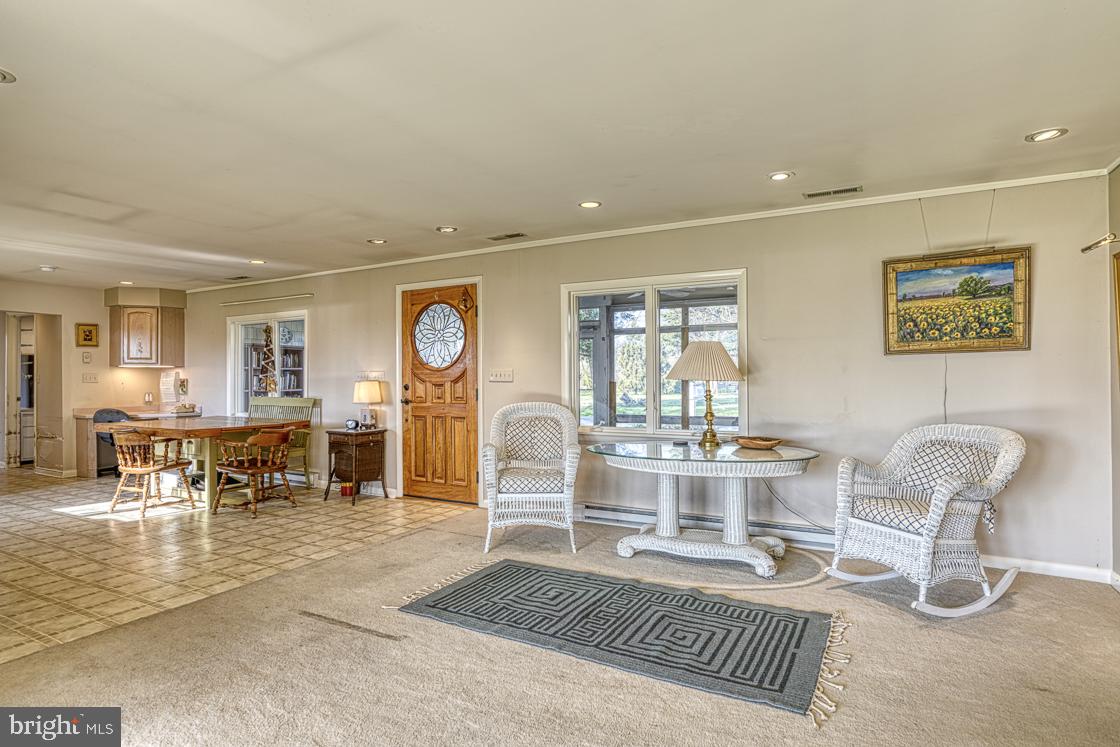 4885 Fairbank Road Tilghman, MD 21671 - Photo 11 of 52 Dinning
