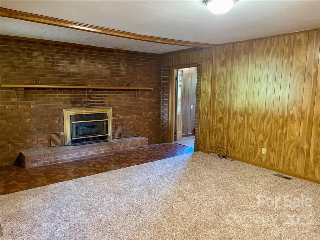 1218 Caleb Setzer Road Newton, NC 28658 - Photo 8 of 20 Gallery Image 8