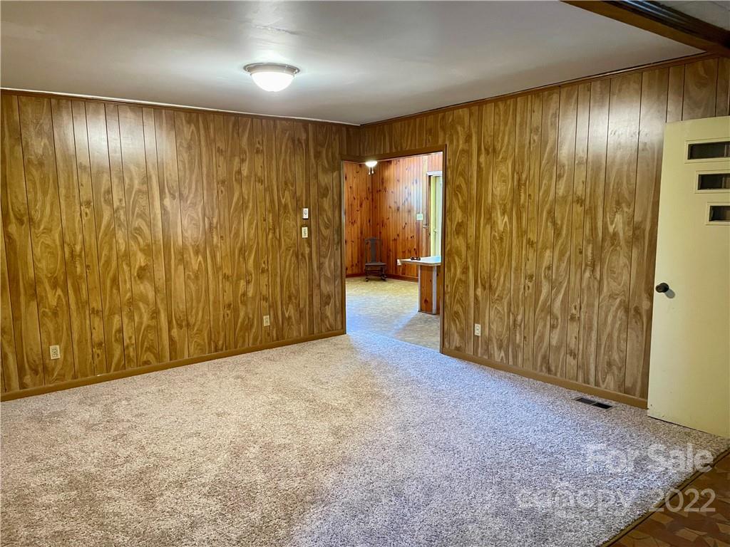 1218 Caleb Setzer Road Newton, NC 28658 - Photo 10 of 20 Gallery Image 10