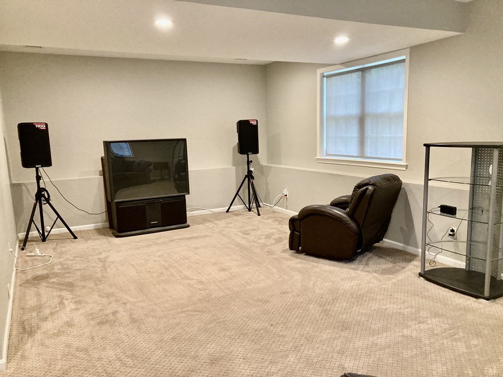 4 Lancaster Road Randolph, MA 02368 - Photo 23 of 29 Gallery Image 23
