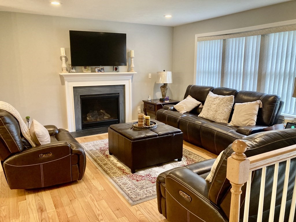 4 Lancaster Road Randolph, MA 02368 - Photo 5 of 29 Gallery Image 5