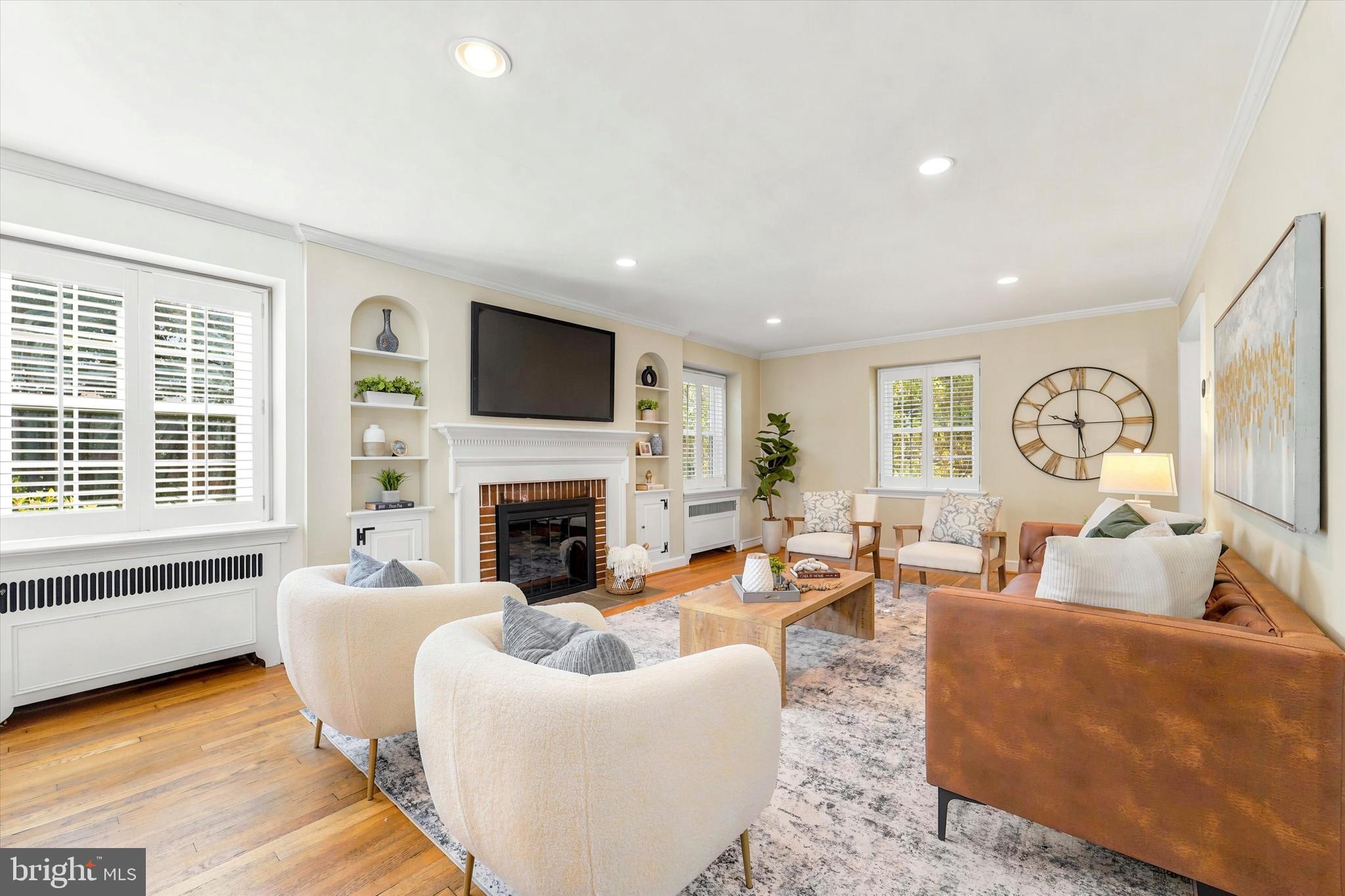 570 Strathmore Road Havertown, PA 19083 - Photo 5 of 34