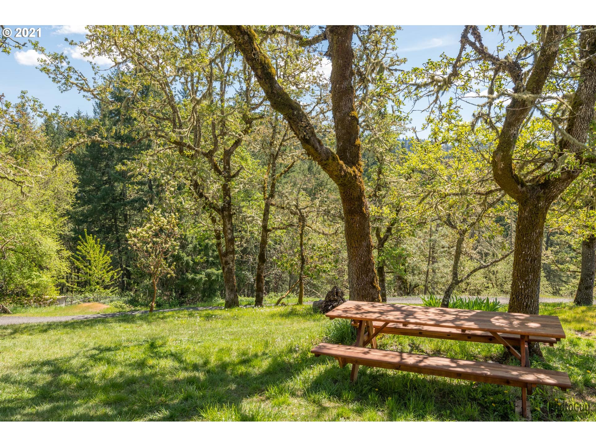 85220 Florence Road Eugene, OR 97405 - Photo 23 of 32 Gallery Image 23
